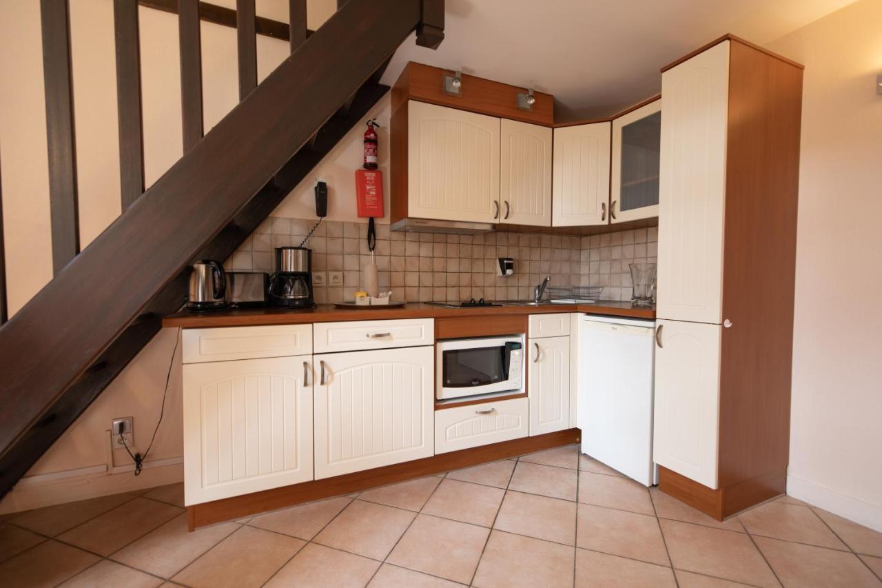 Karma La Residence Normande Конел Екстериор снимка